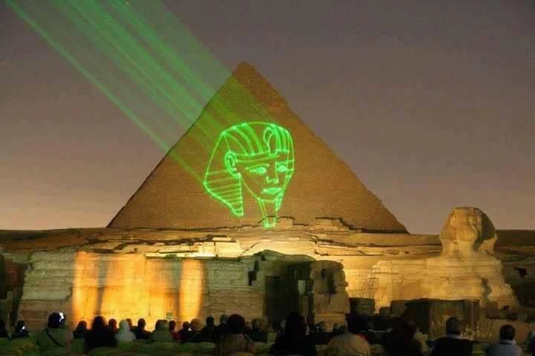 {"en":"wow travel egypt"}