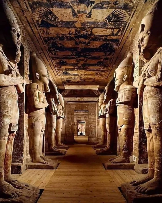 {"en":"Abu-Simbel-Temple"}